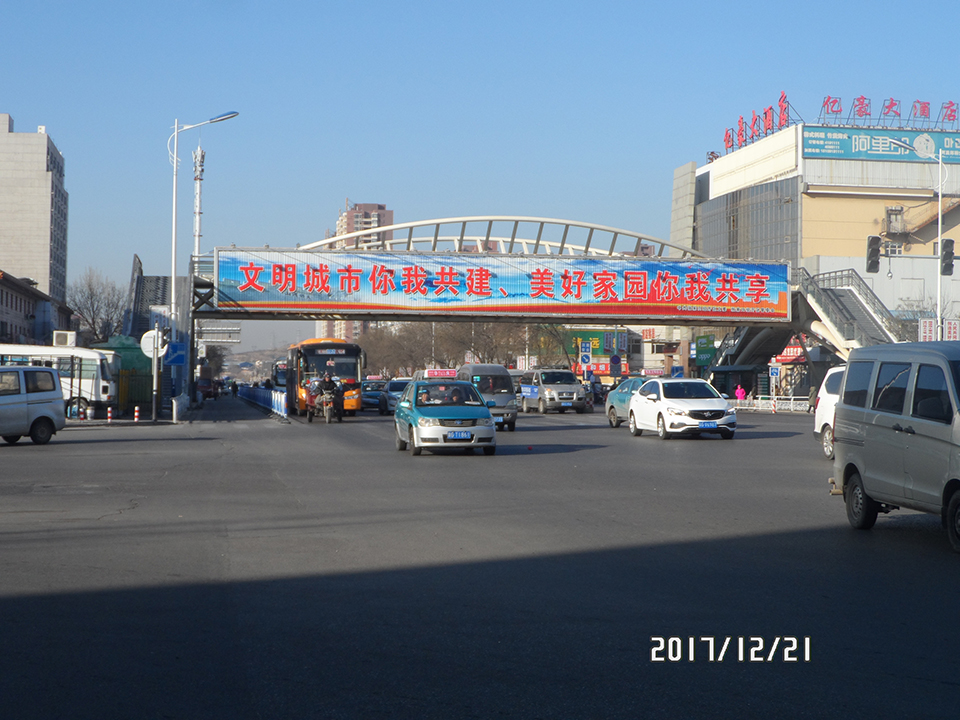 張家口過街天橋廣告位