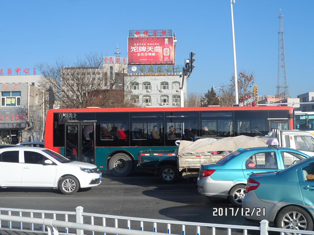 戶(hù)外三面翻樓頂廣告投放資源